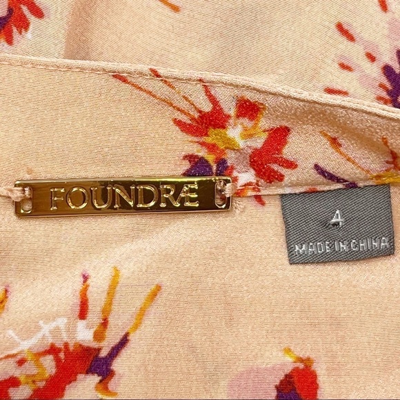 FOUNDRAE Women’s Peach Floral Silk Button Up Ruffle Hem Long Sleeve Blouse Sz 4 - Picture 6 of 9